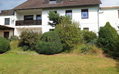 Verkauft: Großzügiges Ein- bis Zweifamilienhaus bei Hameln mit schöner Aussicht