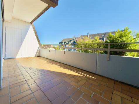 METEOR IMMOBILIEN : Mit sonniger, großzügiger Loggia *** zentrumsnah gelegen - Photo 4