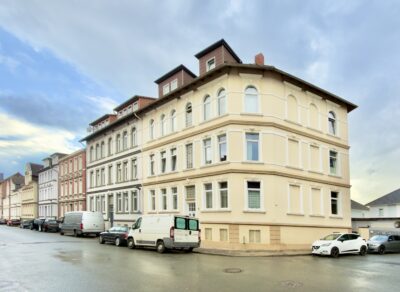 METEOR IMMOBILIEN : Mit 7 Wohnungen – komplett vermietet, 31785 Hameln, Mehrfamilienhaus